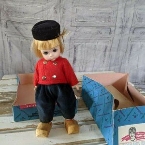 Madame‎ Alexander Netherlands boy 577 vintage doll